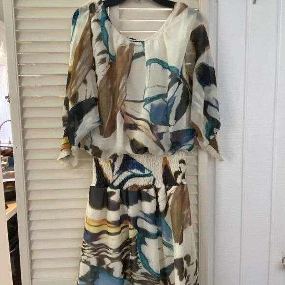 Madison Paige Floral Dress - Picture 1 of 7